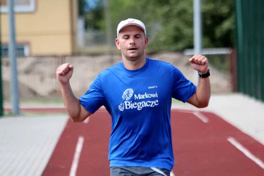 Blisko setka pobiegła w Rzekuniu (zdjęcia, wideo)