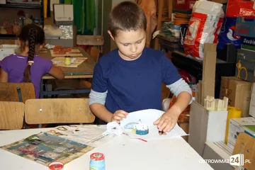 Najmłodsi zakończyli spotkania z ceramiką