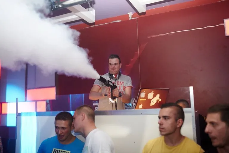 Piękni i Młodzi w klubie Capitol (zdjęcia)