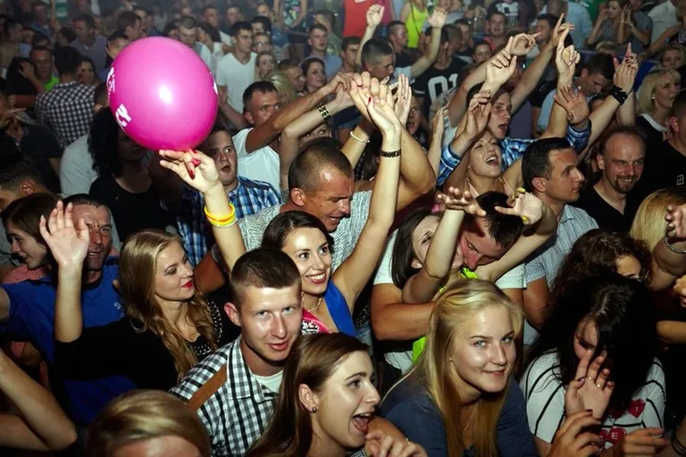 Piękni i Młodzi w klubie Capitol (zdjęcia)