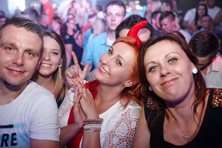 Piękni i Młodzi w klubie Capitol (zdjęcia)