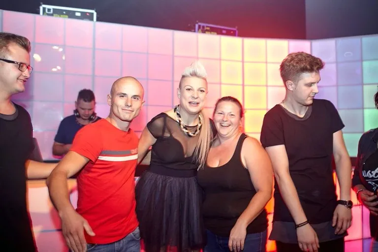 Piękni i Młodzi w klubie Capitol (zdjęcia)