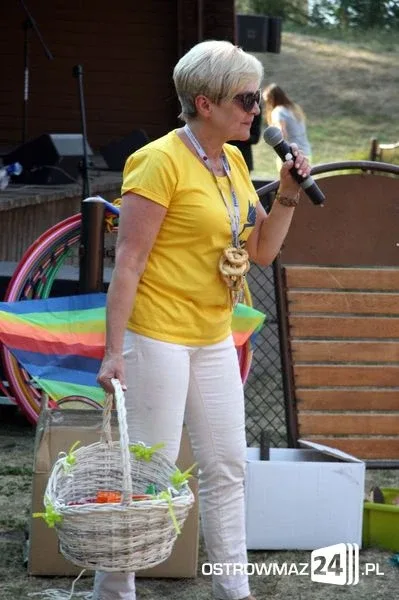 Rodzinne piknikowanie (zdjęcia)