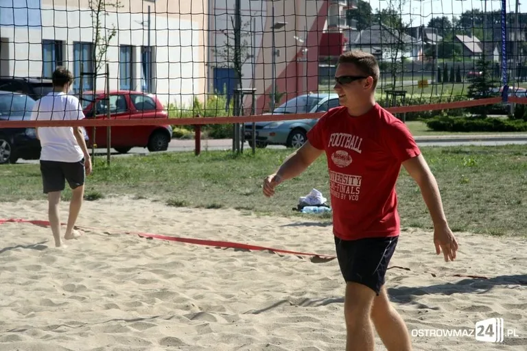 Wakacyjny turniej plażówki (zdjęcia)