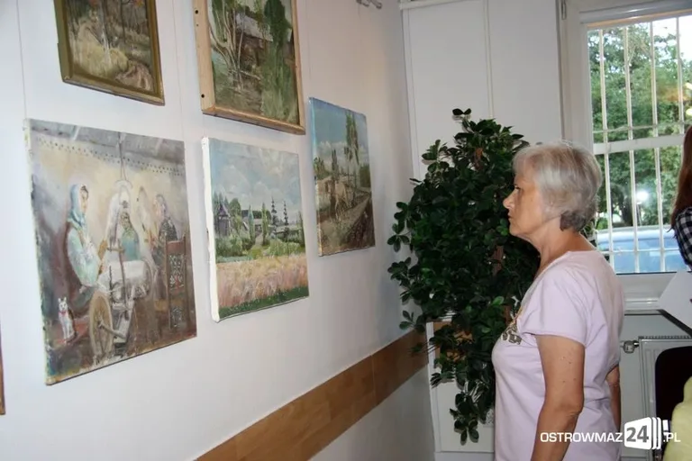 W domu kultury wystawa "Sercem malowane"