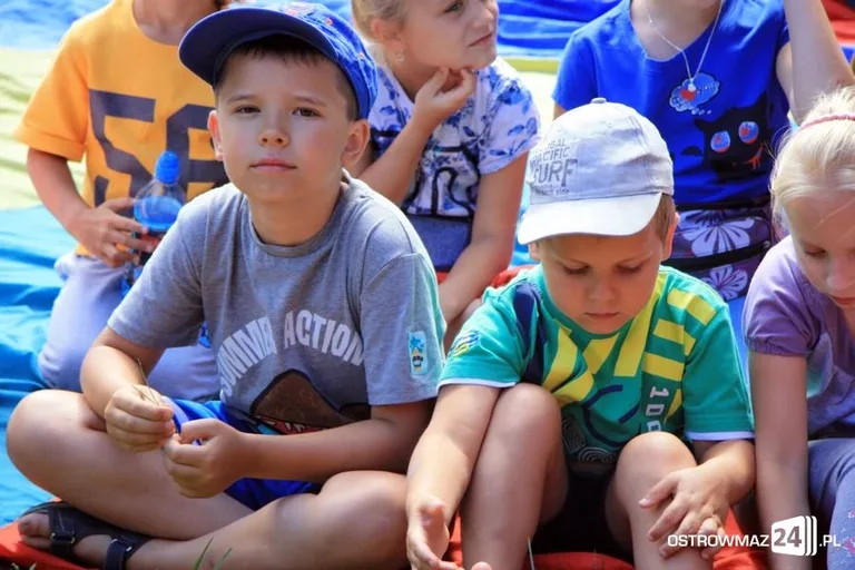 Król zwierząt uczył dobrego zachowania (zdjęcia)