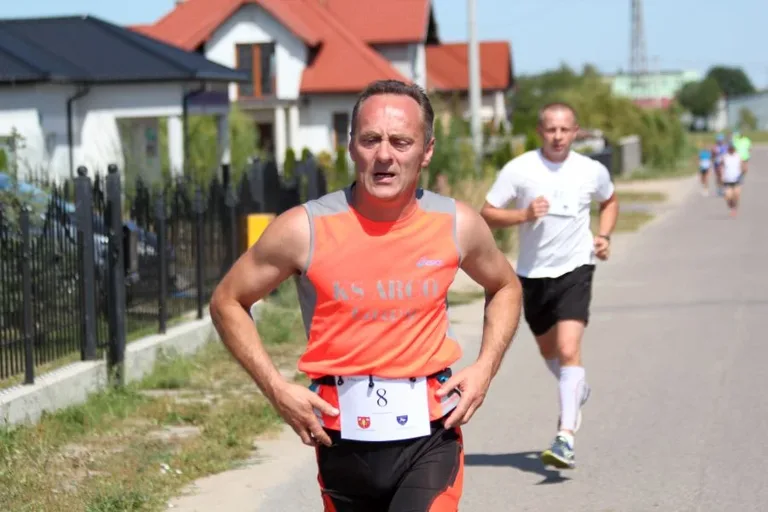 Blisko setka pobiegła w Rzekuniu (zdjęcia, wideo)