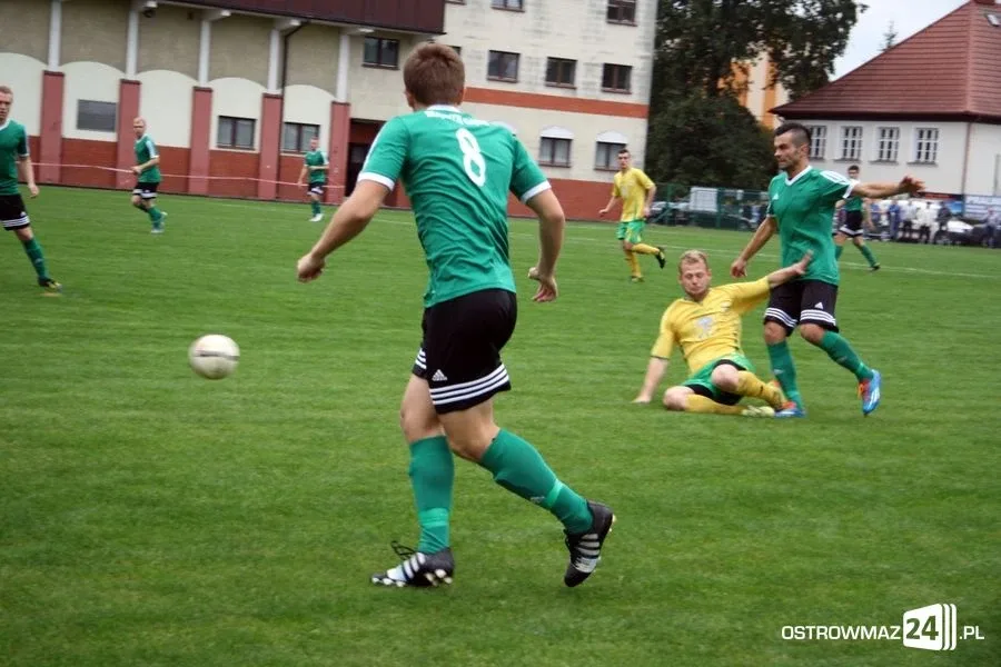 Ostrovia z kompletem punktów (zdjęcia)