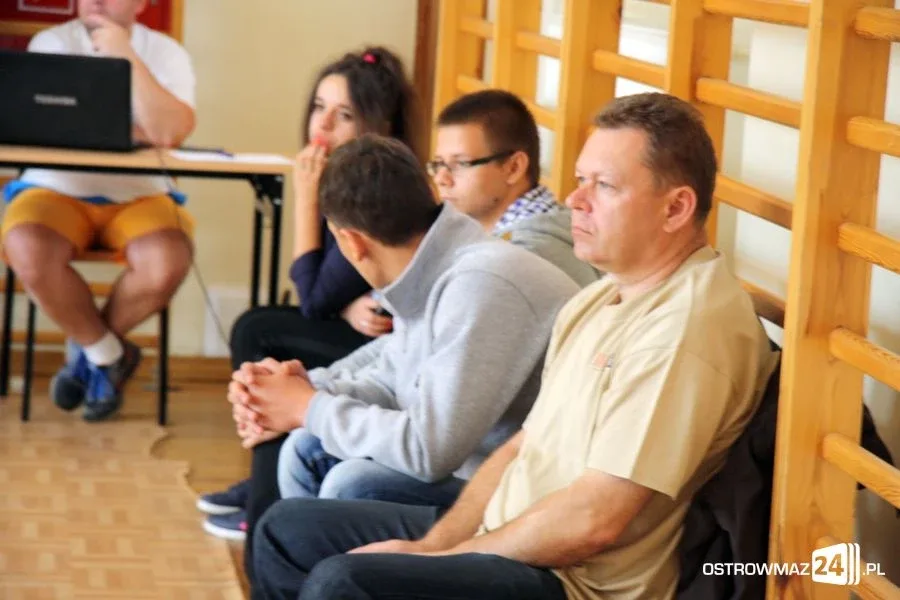 Szachy: ostrowskie liceum najlepsze (zdjęcia)