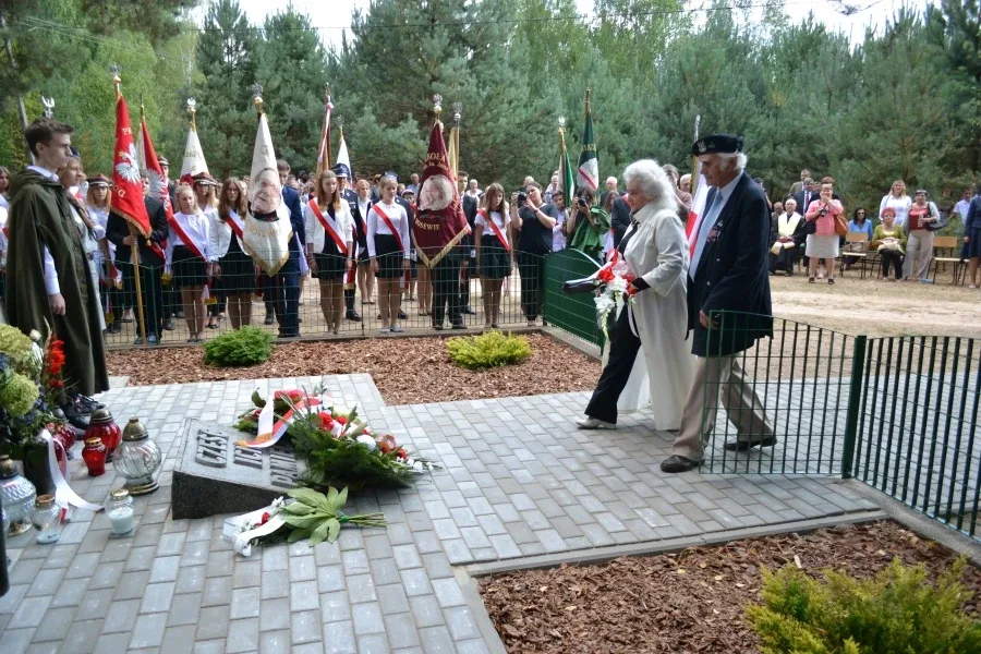 Obchody 71. rocznicy bitwy pod Pecynką (zdjęcia)