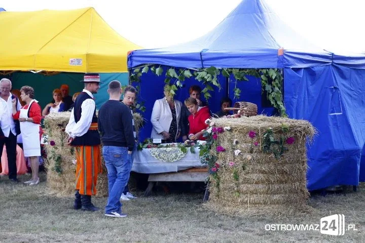 Trwają dożynki gminne w Nieskórzu (nowe zdjęcia)