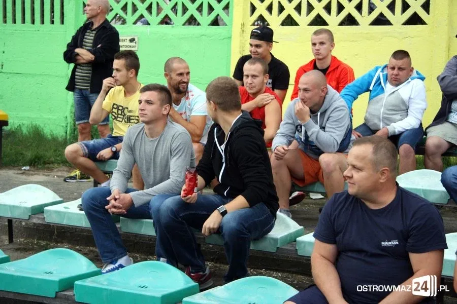 Ostrovia ograła Czarnych z Węgrowa (zdjęcia)