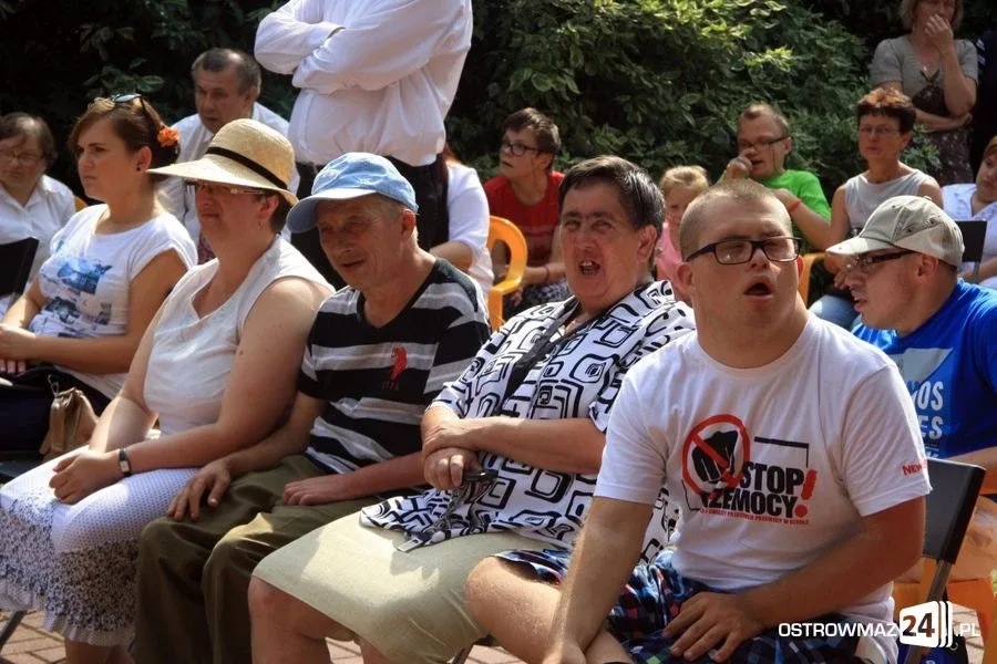 Niepełnosprawni zaśpiewali na festiwalu (zdjęcia)