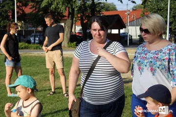 Pożegnali wakacje bańkami mydlanymi