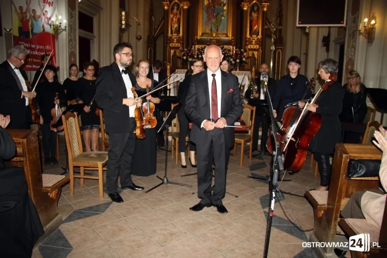 Muzyka klasyczna w kościele (zdjęcia, wideo)