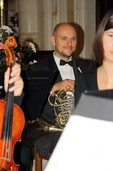 Muzyka klasyczna w kościele (zdjęcia, wideo)