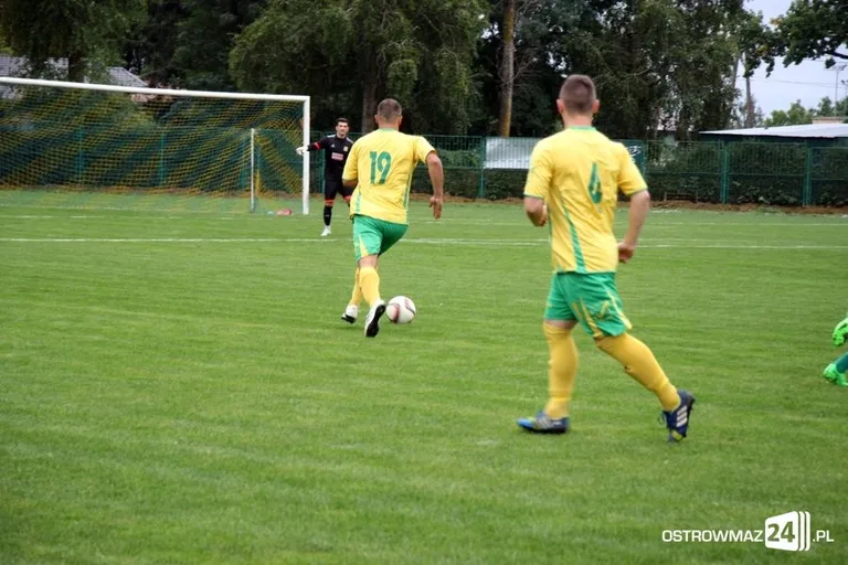 Ostrovia z kompletem punktów (zdjęcia)