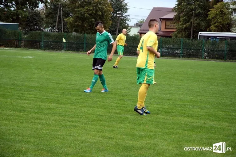 Ostrovia z kompletem punktów (zdjęcia)