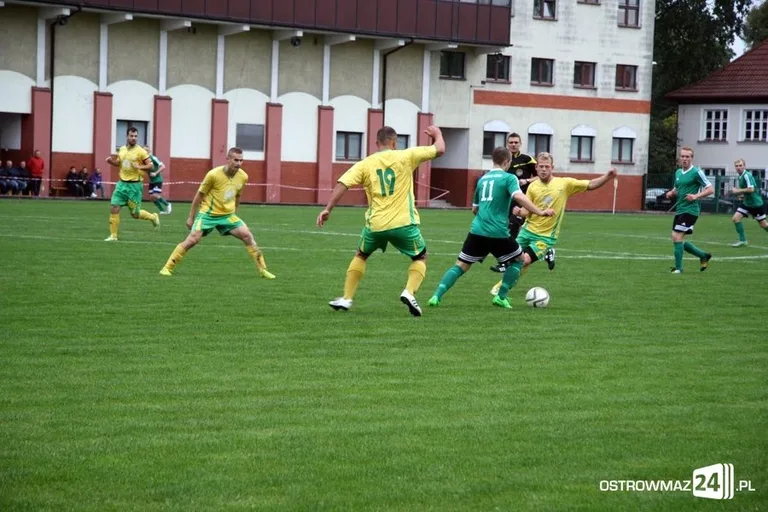 Ostrovia z kompletem punktów (zdjęcia)