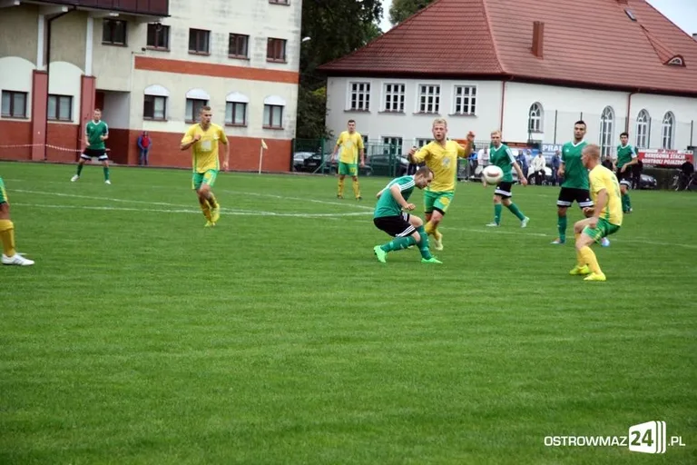 Ostrovia z kompletem punktów (zdjęcia)