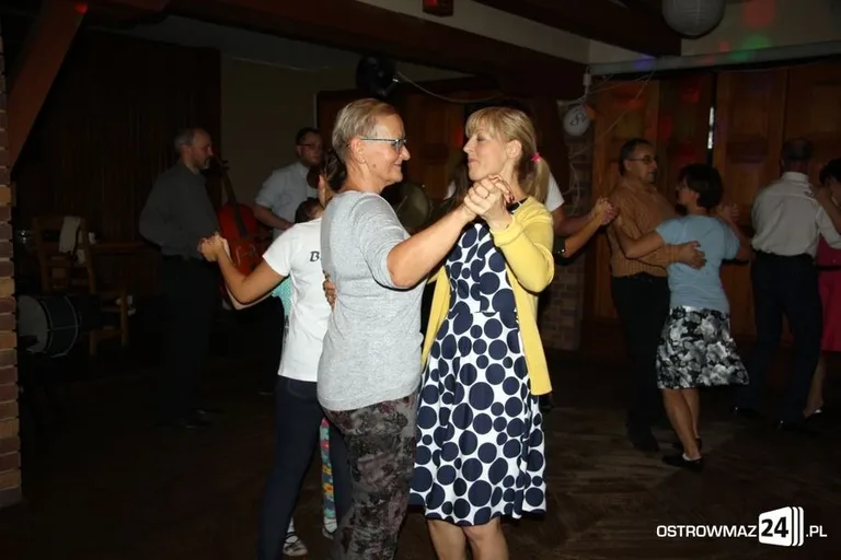 Uczyli się tańczyć mazurka (zdjęcia)