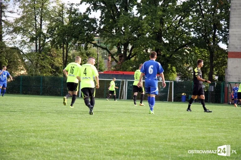 Ostrovia remisuje z liderem (zdjęcia, wyniki, tabela)