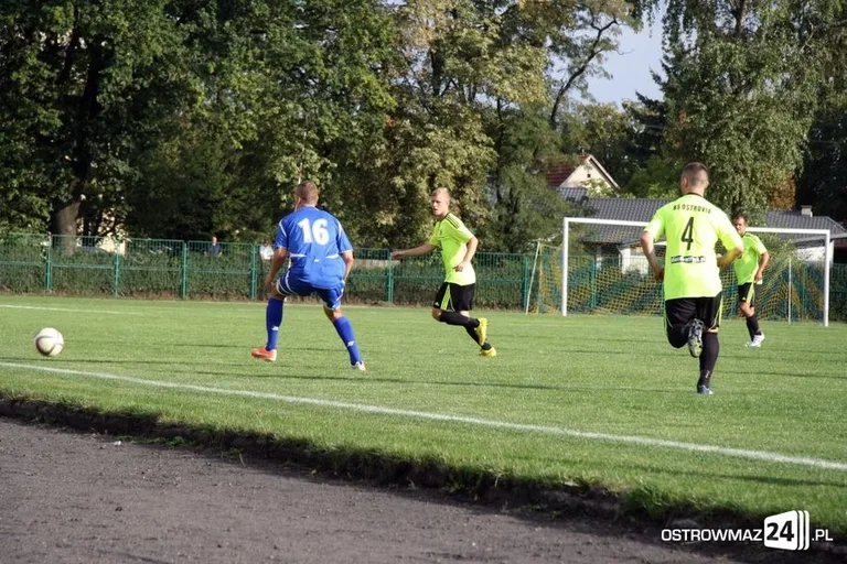Ostrovia remisuje z liderem (zdjęcia, wyniki, tabela)