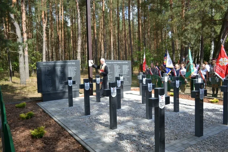 Obchody 71. rocznicy bitwy pod Pecynką (zdjęcia)