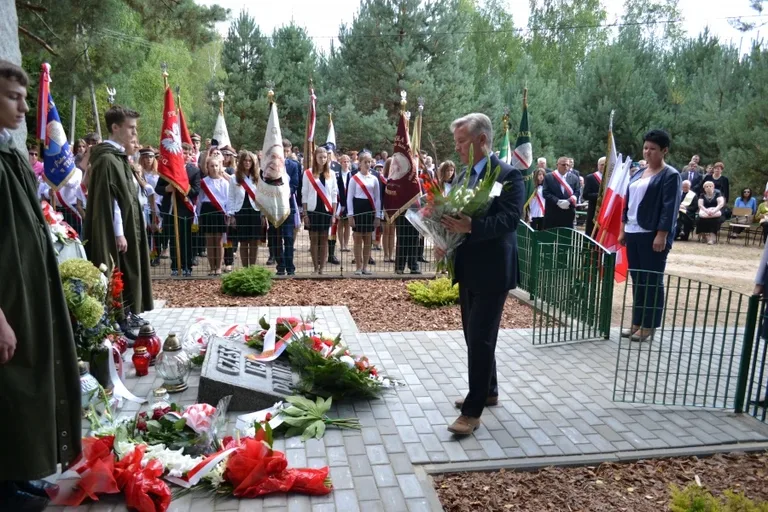 Obchody 71. rocznicy bitwy pod Pecynką (zdjęcia)