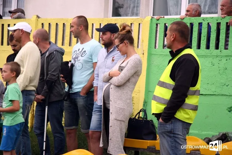 Ostrovia ograła Czarnych z Węgrowa (zdjęcia)