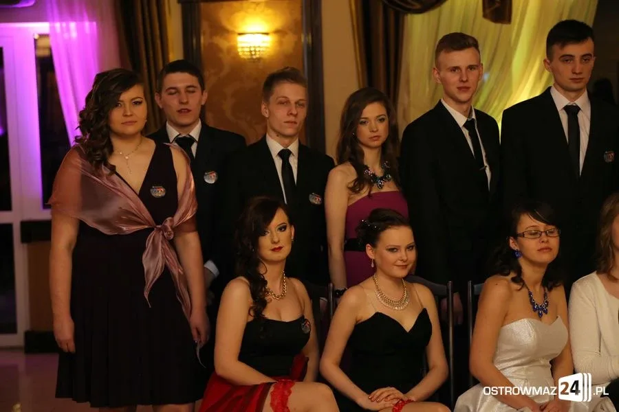 Podróż w czasie. Studniówka Ekonomika i ZS w Małkini