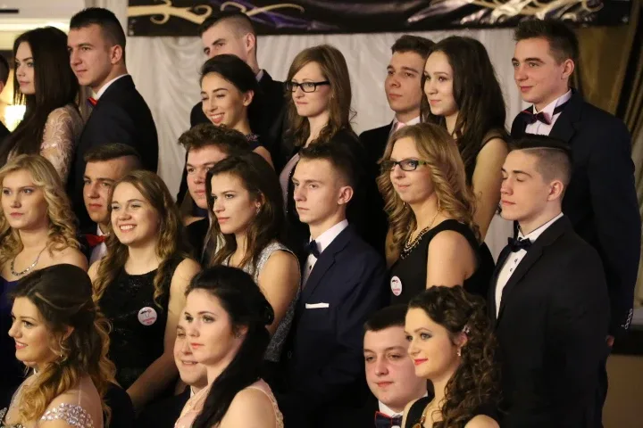 Studniówka Ekonomika - pierwsze zdjęcia