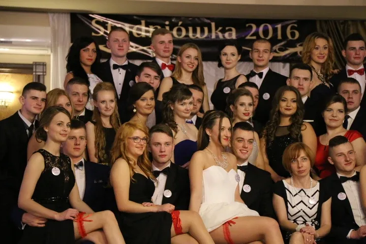 Studniówka Ekonomika - pierwsze zdjęcia
