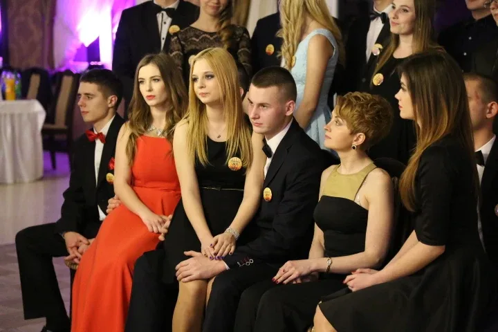 Studniówka Ekonomika - pierwsze zdjęcia