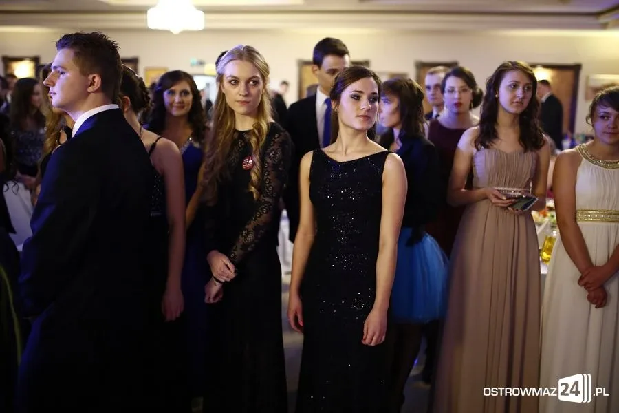 Podróż w czasie. Studniówka Kopernika 2015 (zdjęcia, wideo)