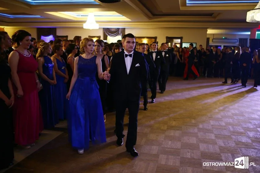 Podróż w czasie. Studniówka Kopernika 2015 (zdjęcia, wideo)