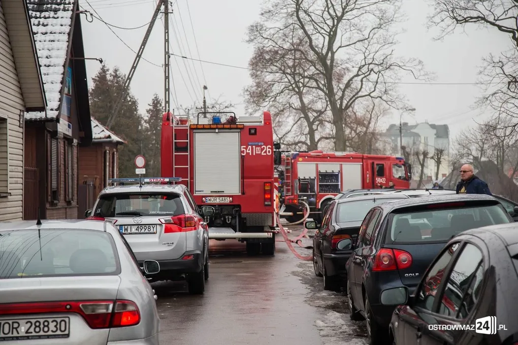 Pożar szkoły. Ponad 500 ewakuowanych (zdjęcia)