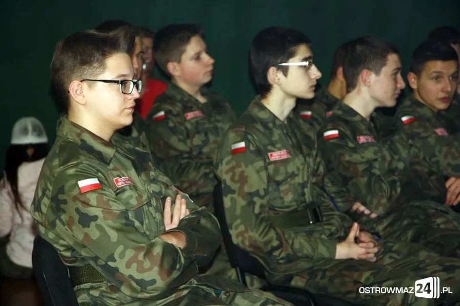 Kosmiczne panny młode na konkursie w Rubinku