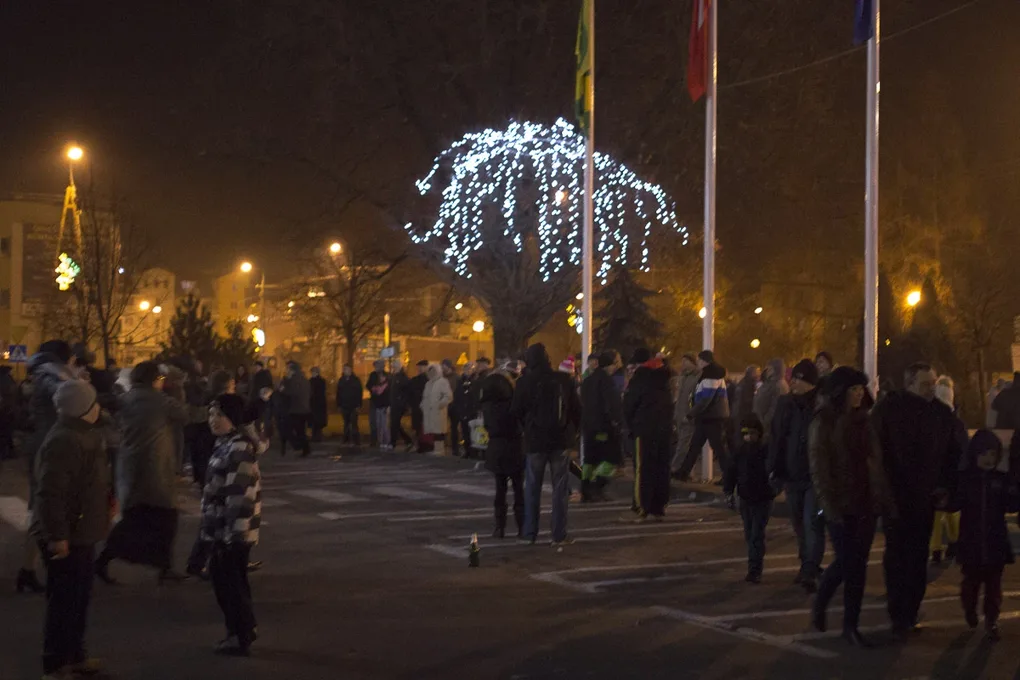 Sylwestrowa noc nad Ostrowią Mazowiecką (wideo)