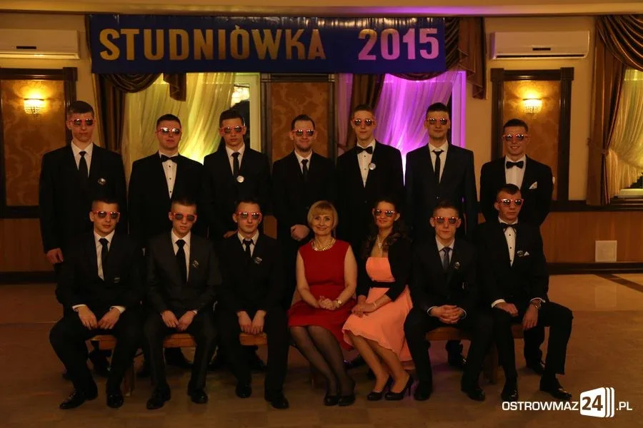 Podróż w czasie. Studniówka Ekonomika i ZS w Małkini