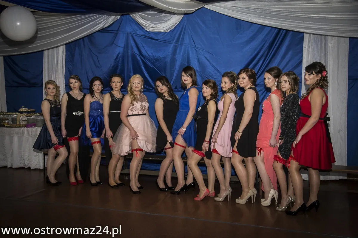 Zobacz relację ze studniówki ZS w Małkini (zdjęcia, wideo)
