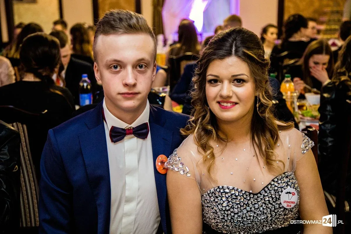 Studniówka Ekonomika 2016 - zobacz zdjęcia i wideo
