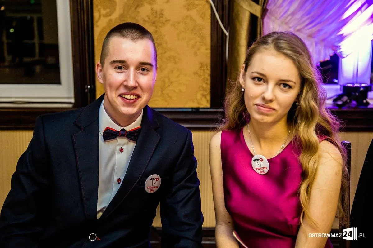Studniówka Ekonomika 2016 - zobacz zdjęcia i wideo