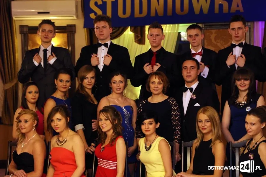 Podróż w czasie. Studniówka Ekonomika i ZS w Małkini