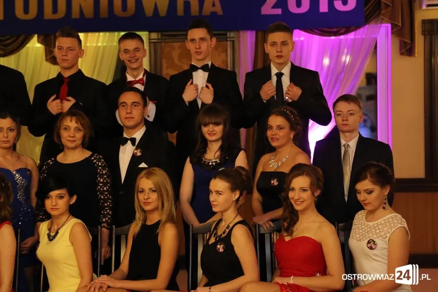 Podróż w czasie. Studniówka Ekonomika i ZS w Małkini