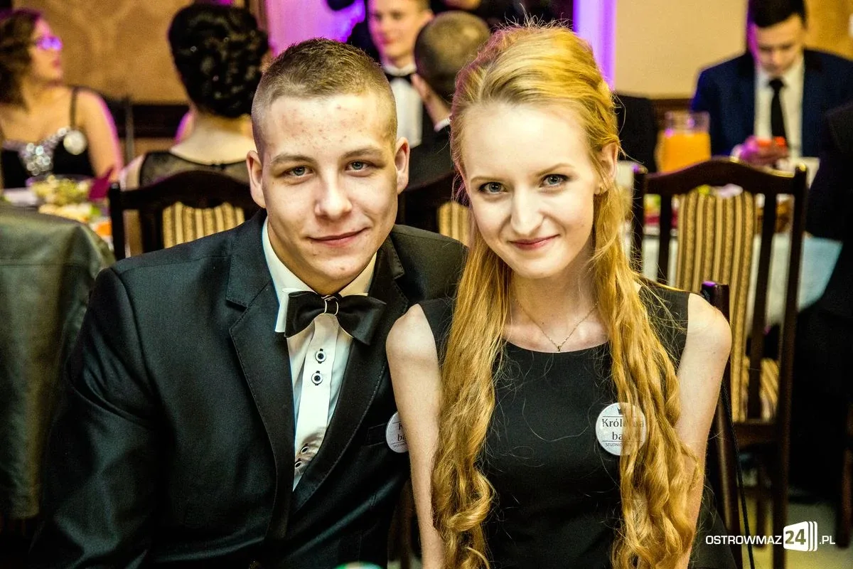 Studniówka Ekonomika 2016 - zobacz zdjęcia i wideo