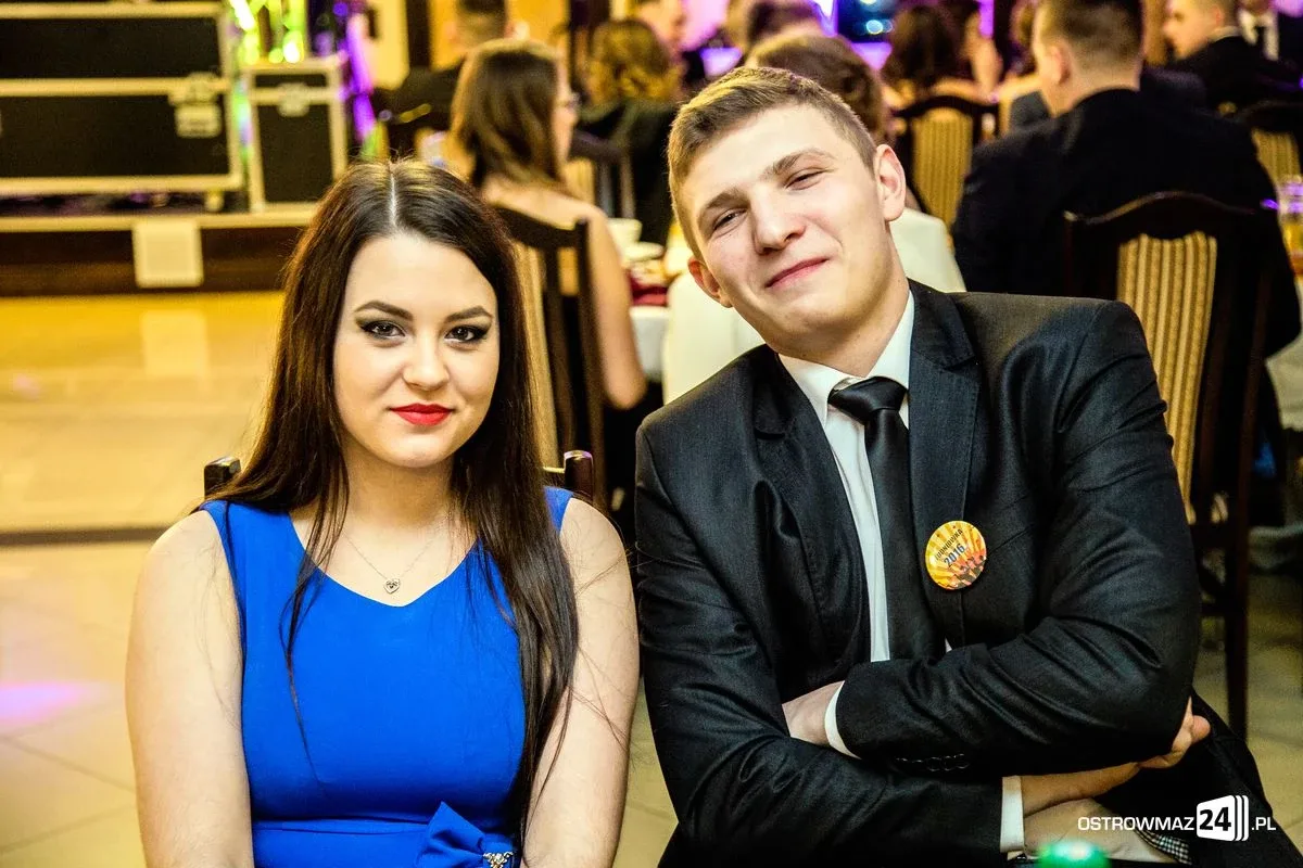 Studniówka Ekonomika 2016 - zobacz zdjęcia i wideo