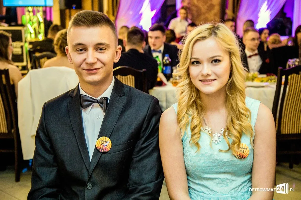 Studniówka Ekonomika 2016 - zobacz zdjęcia i wideo