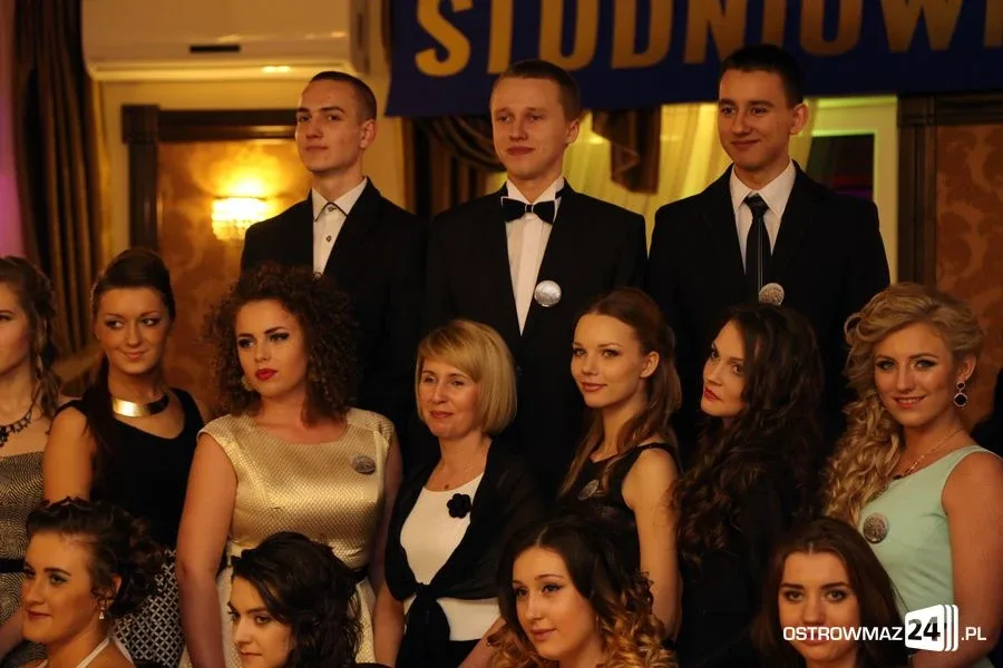 Podróż w czasie. Studniówka Ekonomika i ZS w Małkini