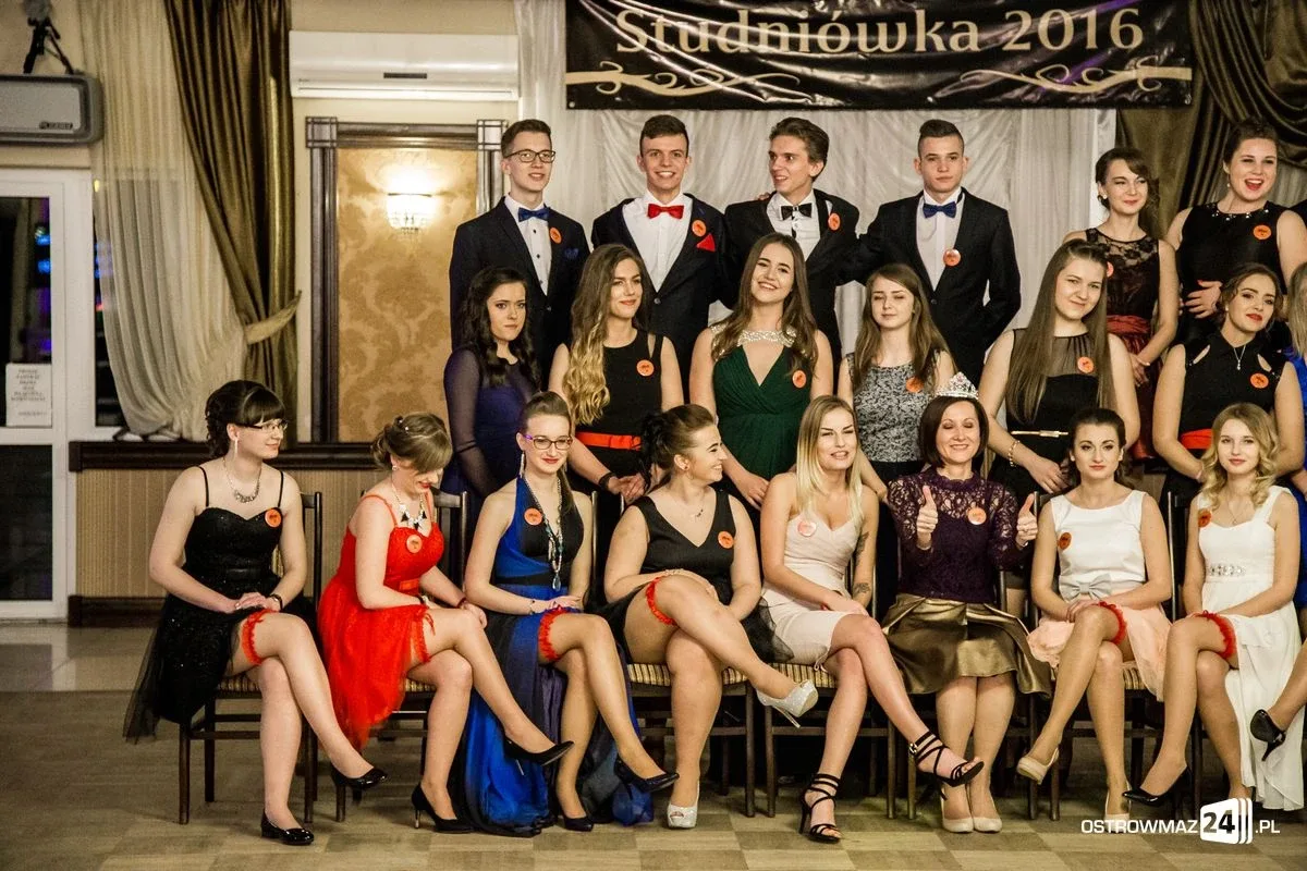Studniówka Ekonomika 2016 - zobacz zdjęcia i wideo